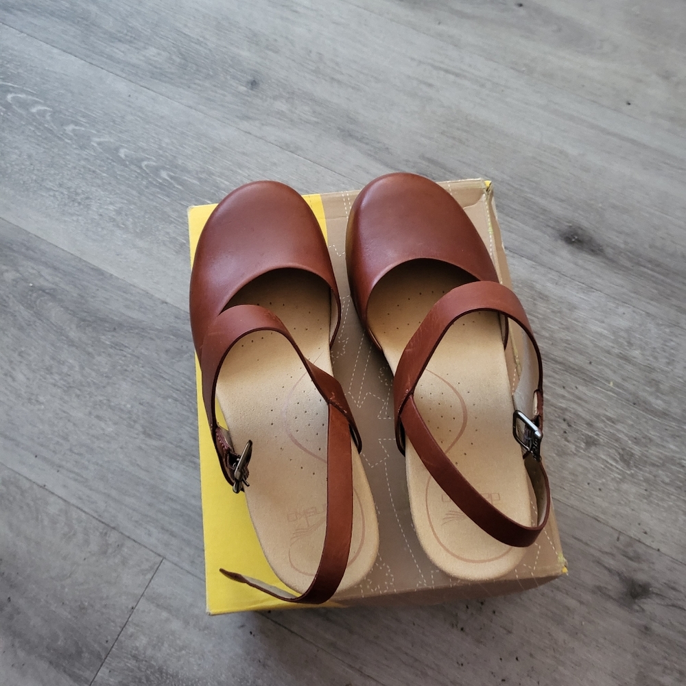 Dansko clogs, size 42M (US 11)